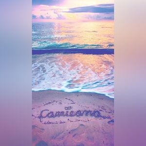 Meet your Posher, Carrieana